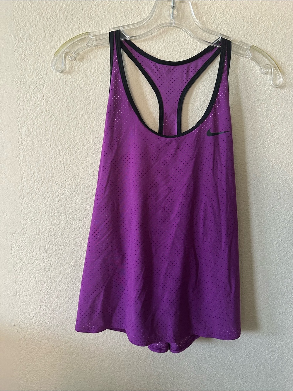 Nike Women's Purple Racerback Athletic Tank with Black Trim size M/ NWOT 1420